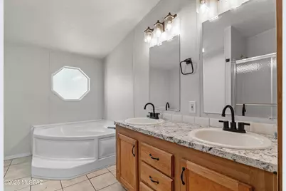 12631 W Blue Aloe Street, Tucson, AZ 85735 - Photo 11