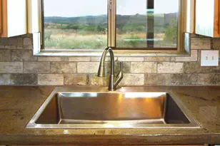 111 Red Mountain Ct, Patagonia, AZ 85624 - Photo 11