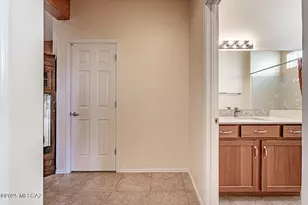 4691 S Piccadilly Dr, Green Valley, AZ 85622 - Photo 33