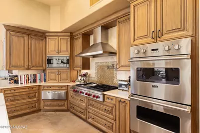 6350 N Whaleback Place, Tucson, AZ 85750 - Photo 17