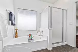 8352 N Amber Burst Dr, Tucson, AZ 85743 - Photo 33