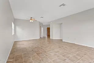 4879 S View Ridge Dr, Green Valley, AZ 85622 - Photo 5