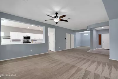 7181 W Dimming Star Drive, Tucson, AZ 85743 - Photo 9