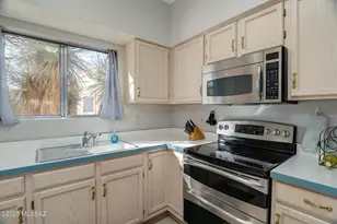 1746 W Camino Estelar, Green Valley, AZ 85622 - Photo 21