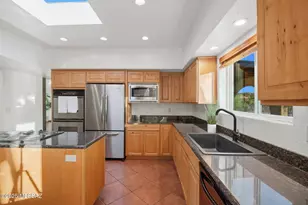 4950 N Apache Hills Trail, Tucson, AZ 85750 - Photo 17