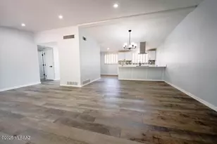 5221 E Hawthorne Pl, Tucson, AZ 85711 - Photo 7