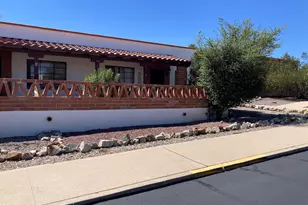 261 W Camino Alameda, Green Valley, AZ 85614 - Photo 3