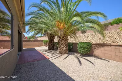 5860 S Painted Canyon Drive, Green Valley, AZ 85622 - Photo 13