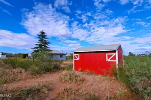 653 E Border Rd, Bisbee, AZ 85603 - Photo 9