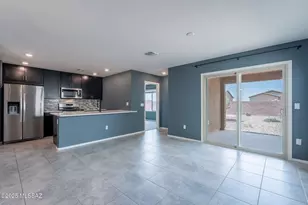 8042 S Golden Bell Dr, Tucson, AZ 85747 - Photo 11