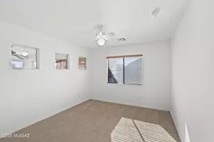 1755 N VÃ­a Cananea, Green Valley, AZ 85614 - Photo 19
