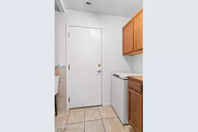 1755 N VÃ­a Cananea, Green Valley, AZ 85614 - Photo 15