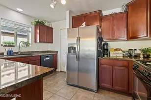 8002 Nautilus Dr, Tucson, AZ 85756 - Photo 15