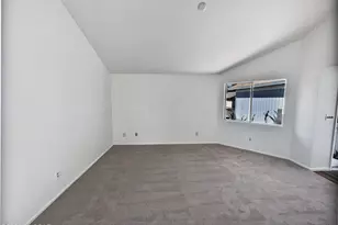 10071 E Nicaragua Ln, Tucson, AZ 85730 - Photo 3