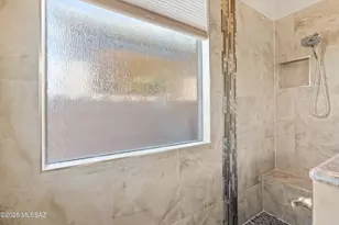 13891 N Big Wash Overlook Pl, Oro Valley, AZ 85739 - Photo 17