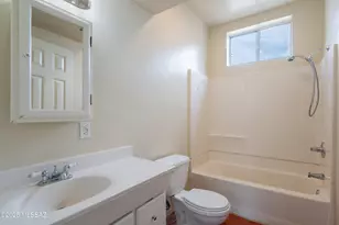 241 S Cherry Ave, Tucson, AZ 85719 - Photo 19