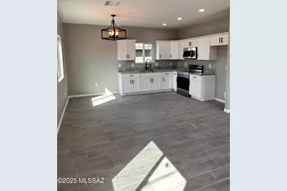 1446 S Cherry Avenue, Tucson, AZ 85713 - Photo 1