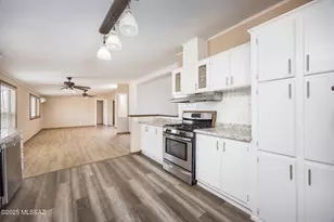 7193 S Pintek Ln, Hereford, AZ 85615 - Photo 9