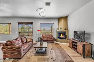 5661 W Triangle X Pl, Tucson, AZ 85713 - Photo 9