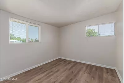 30 N Avenida De La Madero, Tucson, AZ 85710 - Photo 17