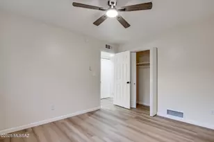 8724 E Kenyon Dr, Tucson, AZ 85710 - Photo 19
