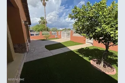 1611 W Delaware Street, Tucson, AZ 85745 - Photo 5