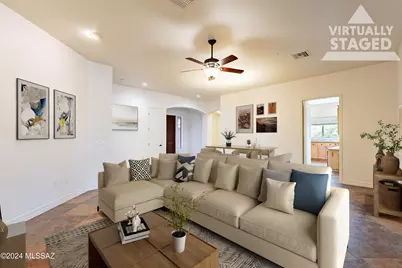 851 E Florida Saddle Court, Green Valley, AZ 85614 - Photo 11
