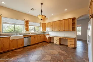 851 E Florida Saddle Ct, Green Valley, AZ 85614 - Photo 5