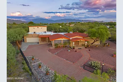 10680 E Camino Tesote Place, Tucson, AZ 85749 - Photo 1