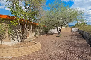 10680 E Camino Tesote Pl, Tucson, AZ 85749 - Photo 5