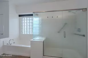 60907 E Rock Ledge Loop, Saddlebrooke, AZ 85739 - Photo 17