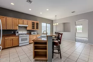 12921 N Cenozoic Dr, Marana, AZ 85658 - Photo 11