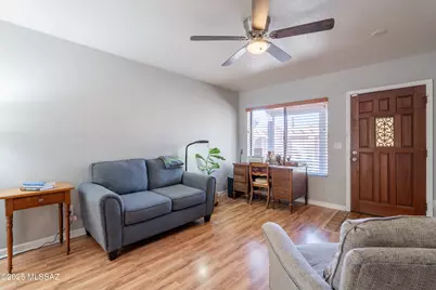 933 E Mesquite Drive, Tucson, AZ 85719 - Photo 3