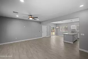 1960 S San Vincent Dr, Green Valley, AZ 85614 - Photo 17