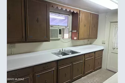 860 W 4th Street, Benson, AZ 85602 - Photo 15