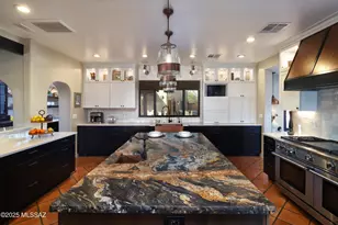 5525 N Oracle Rd, Tucson, AZ 85704 - Photo 3