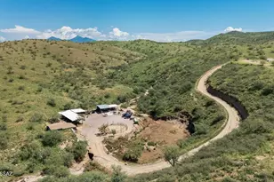 3197 N Edith Pl, Nogales, AZ 85621 - Photo 5