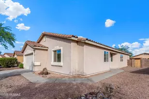 2202 W Burlwood Way, Tucson, AZ 85745 - Photo 3