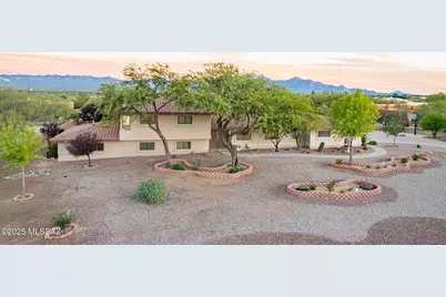 17411 S Camino Confianza, Sahuarita, AZ 85629 - Photo 1