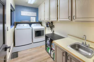 7549 N Camino Sin Vacas, Tucson, AZ 85718 - Photo 31