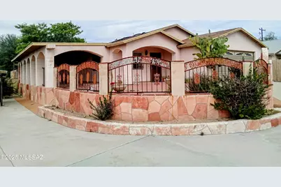 1988 W King Avenue, Tucson, AZ 85713 - Photo 1