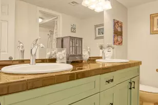 1620 N Wilmot Rd N, Tucson, AZ 85712 - Photo 13