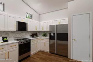 7653 W Starry Night Ln, Tucson, AZ 85743 - Photo 13