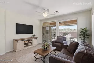 897 N Delacroix Dr, Green Valley, AZ 85614 - Photo 9