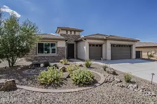 525 N Sonoma Vista Dr, Green Valley, AZ 85614 - Photo 1