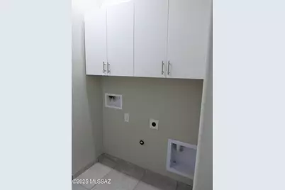 1699 S San Antonio Drive, Tucson, AZ 85713 - Photo 9