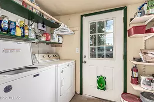 8010 E 18th Pl, Tucson, AZ 85710 - Photo 35