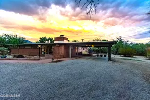 6945 E Arrowhead Pl, Tucson, AZ 85715 - Photo 1