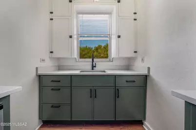 150 W Simpson Street, Tucson, AZ 85701 - Photo 9