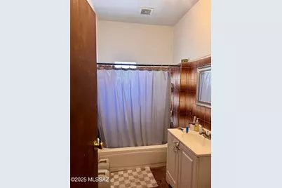 472 W Walnut Street, Nogales, AZ 85621 - Photo 17